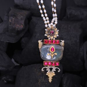 925 Sterling Silver Labradorite Floral Peacock Pendant