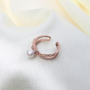 92.5 Sterling Silver Lustrous Pearl Ring