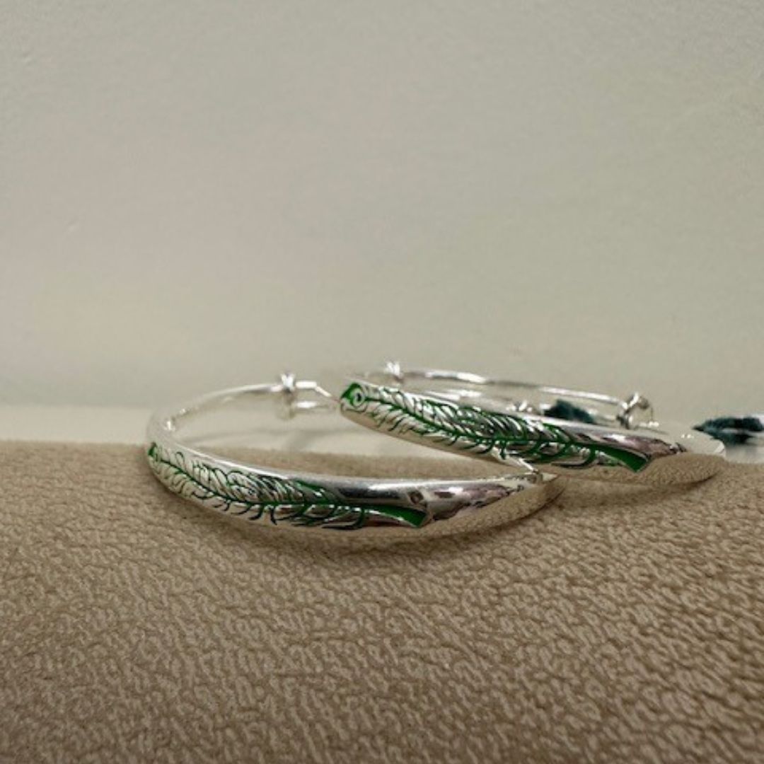 925 Sterling Silver Emerald Leaf Engraved Kada