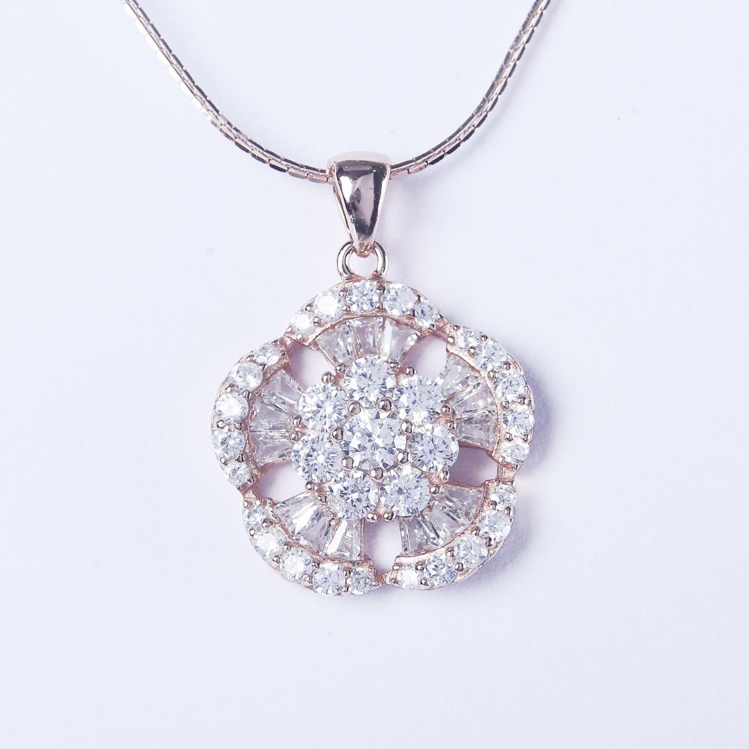 925 Sterling Silver The Stella Bloom Pendant Set