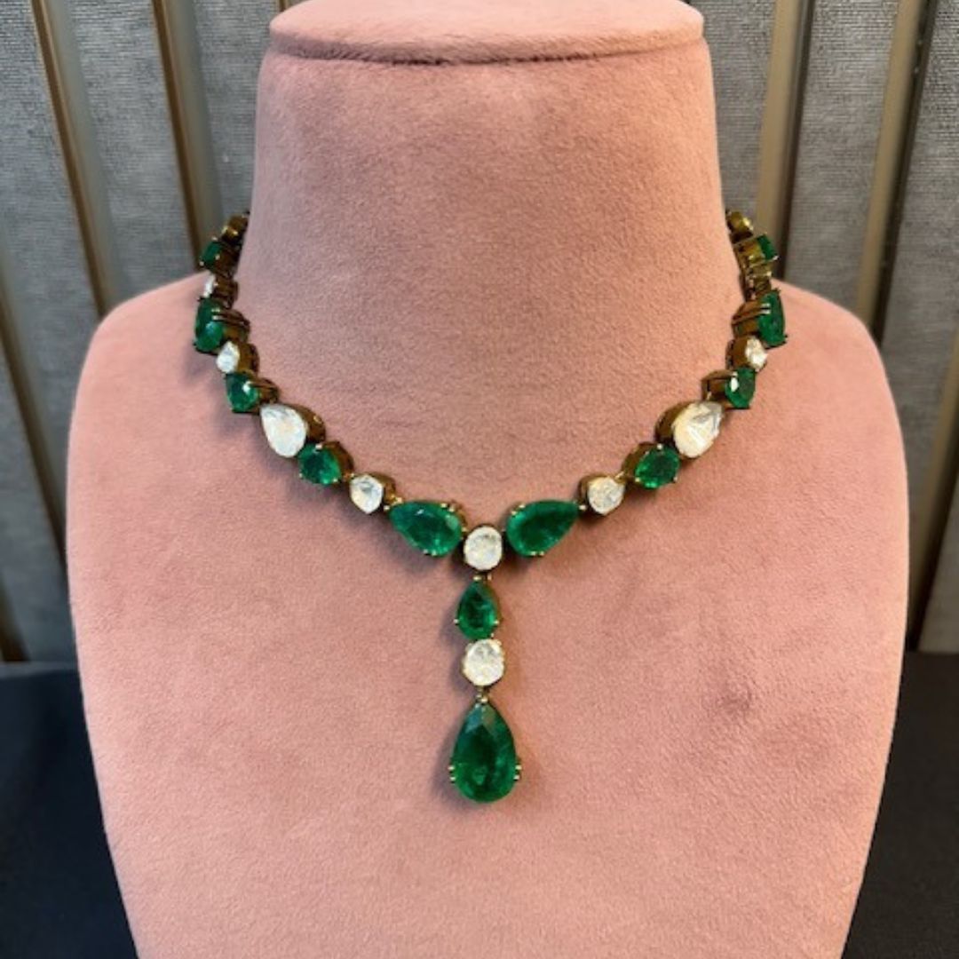 925 Sterling Silver Regal Emerald Pearl Set