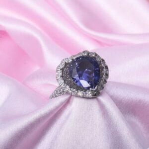 925 Sterling Silver Emerald Radiance Ring